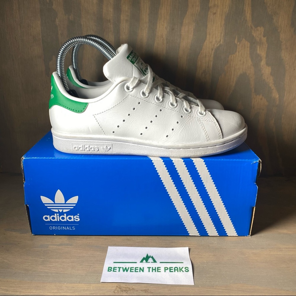Adidas Stan Smith J White Sneakers 3.5 - Picture 1 of 13
